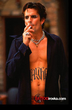 http://2fast2die.com/wp-content/uploads/2011/06/Tommy-Lee-smoking.jpg